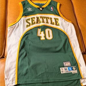adidas Green, White & Yellow Seattle Sonics Kemp #40 Hardwood Classics Jersey